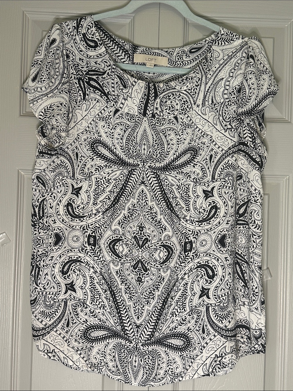 LOFT Black & White Paisley Cap-Sleeve Blouse